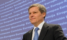 Commissioner Dacian Cioloş
