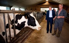  EU-Kommissar Dacian Cioloş eröffnet heute die neue Europäische Marktbeobachtungsstelle für den Milchsektor.