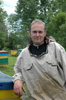 Normunds Zeps (31 lat) hoduje pszczoły miodowe w Kalupe (Łotwa).